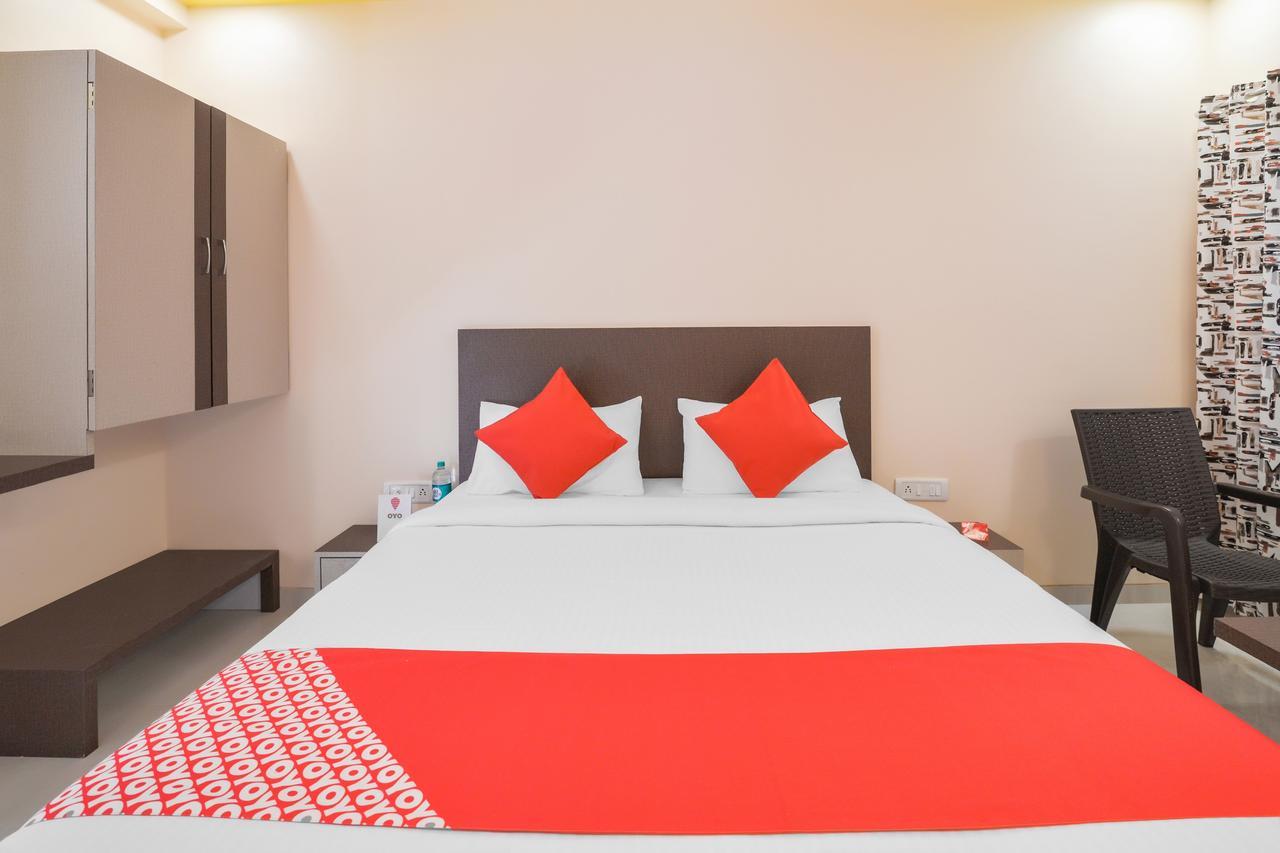 Oyo 13150 Mangal Residency Hotel Lonavala Buitenkant foto